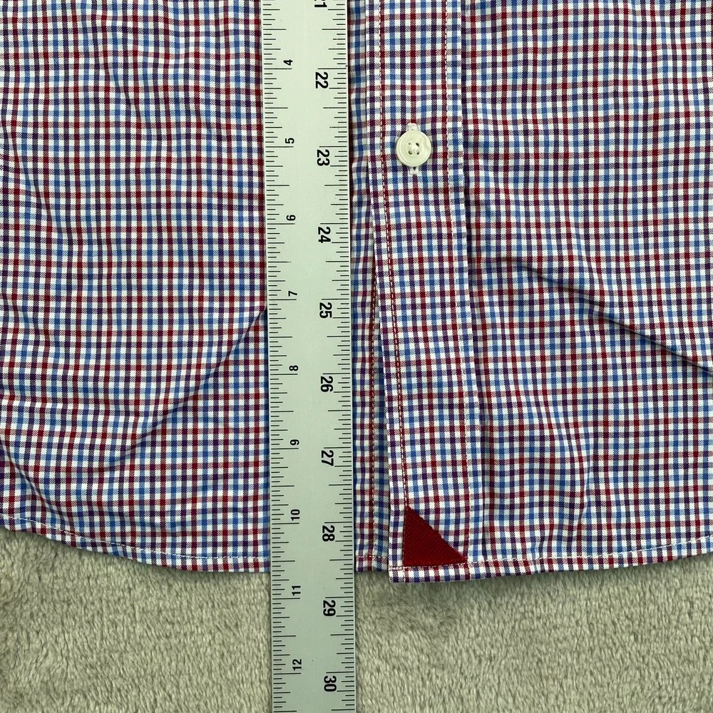 UNTUCKit performance shirt